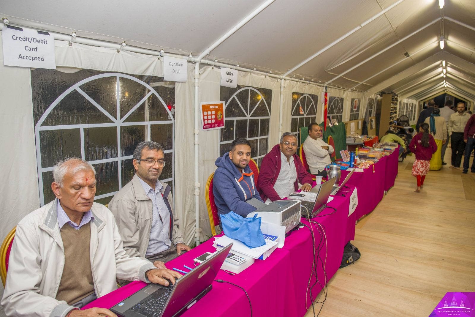 7D2A7076 copy - ©1987-2017 SKS Swaminarayan Temple East London